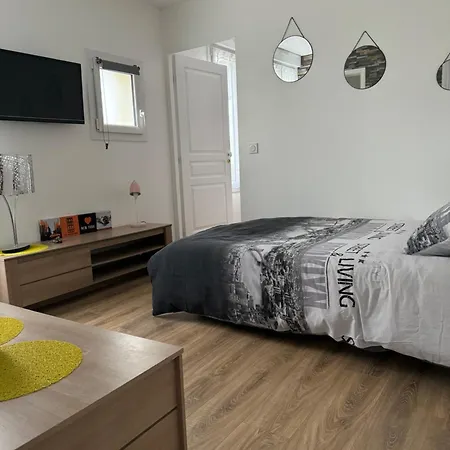 La Petite Maison De La Gare Apartment